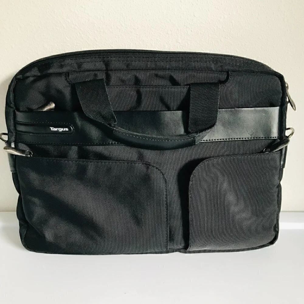 Targus Black Polyester Laptop Bag with Shoulder Strap